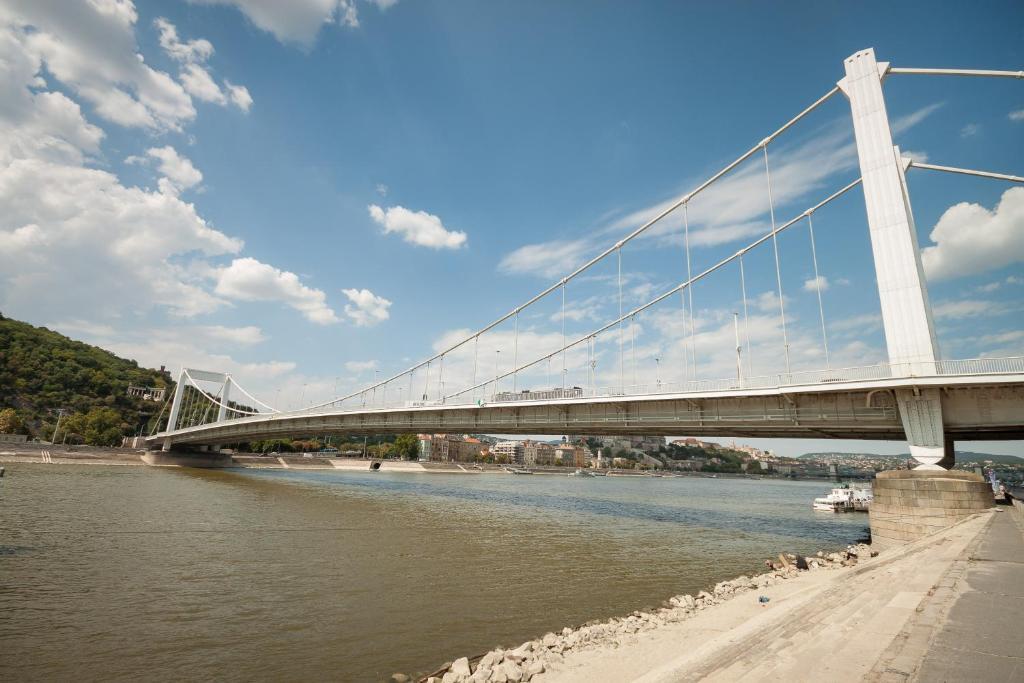 Like Home - City Center - Style Apartment Budapest Eksteriør billede