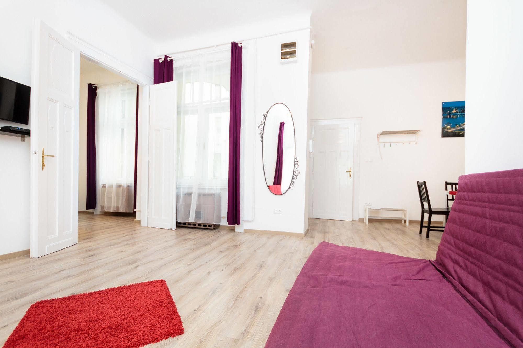 Like Home - City Center - Style Apartment Budapest Eksteriør billede