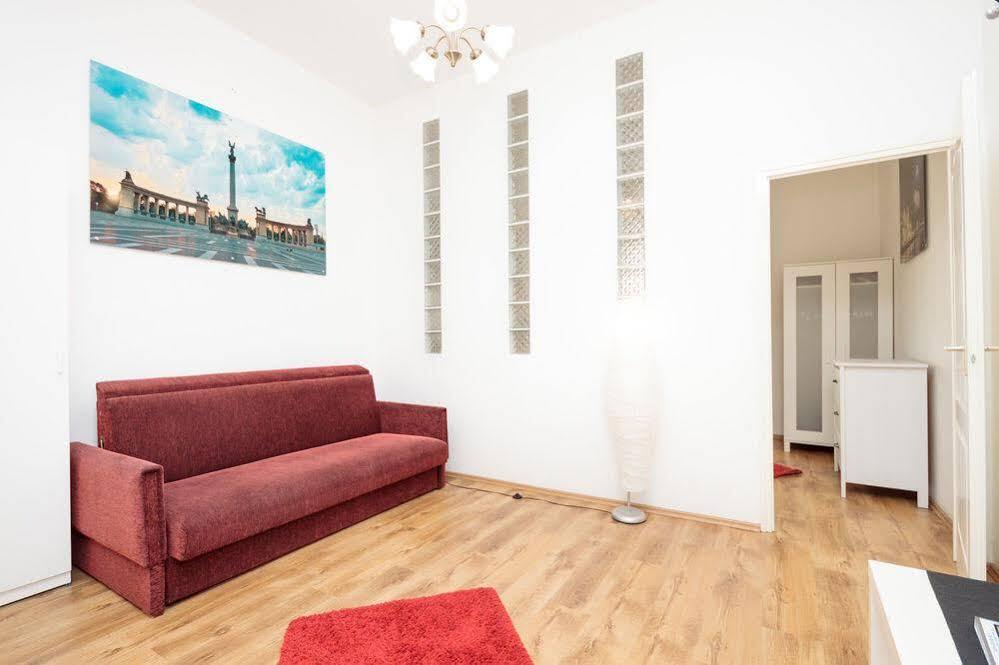 Like Home - City Center - Style Apartment Budapest Eksteriør billede