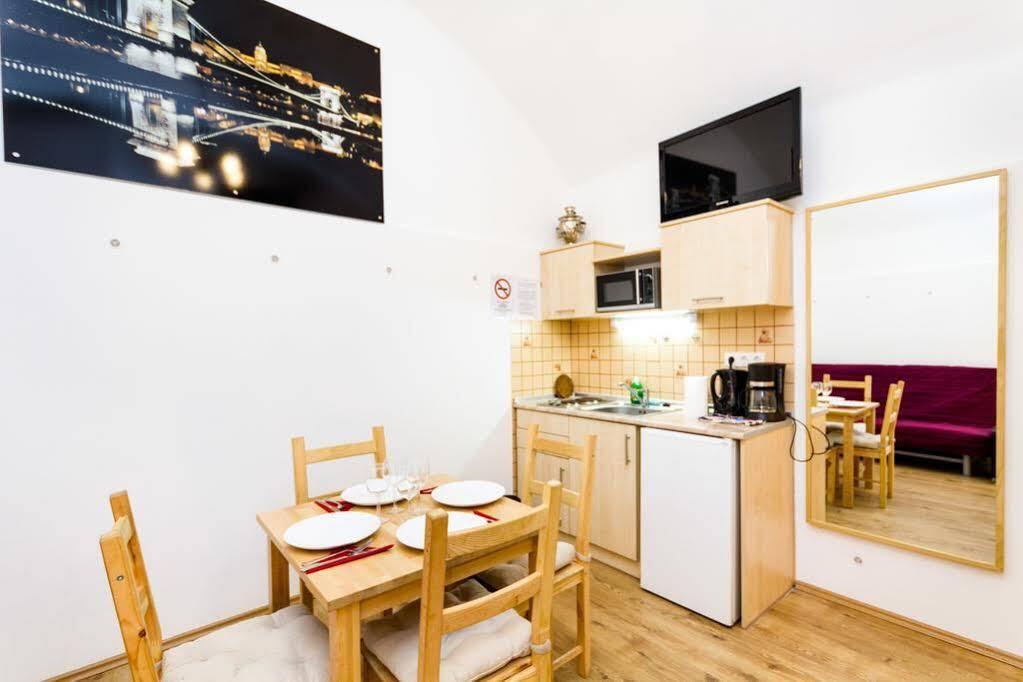 Like Home - City Center - Style Apartment Budapest Eksteriør billede